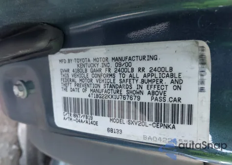 2001 Toyota Camry Le z USA, uszkodzony, nr VIN 4T1BG22KX1U767679